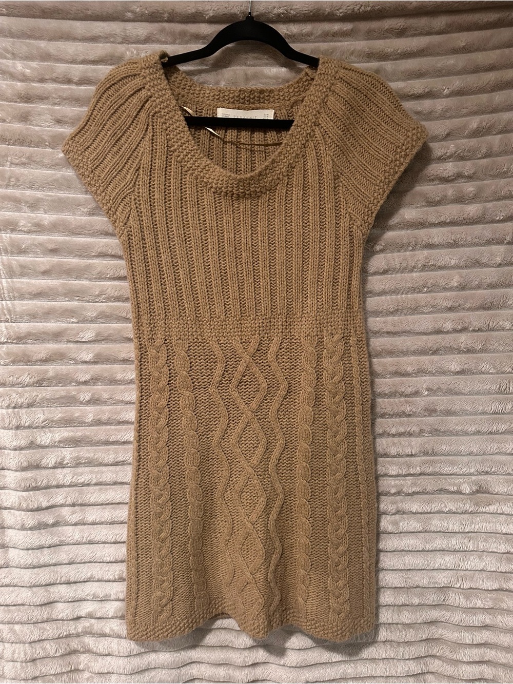 Zara tan Cable Knit Short Sleeve Scoop Neck Dress